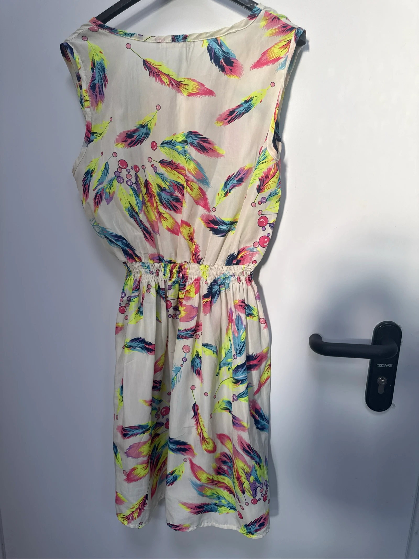 Vestido estampado penas mulher tamanho M com etiqueta – photo 5